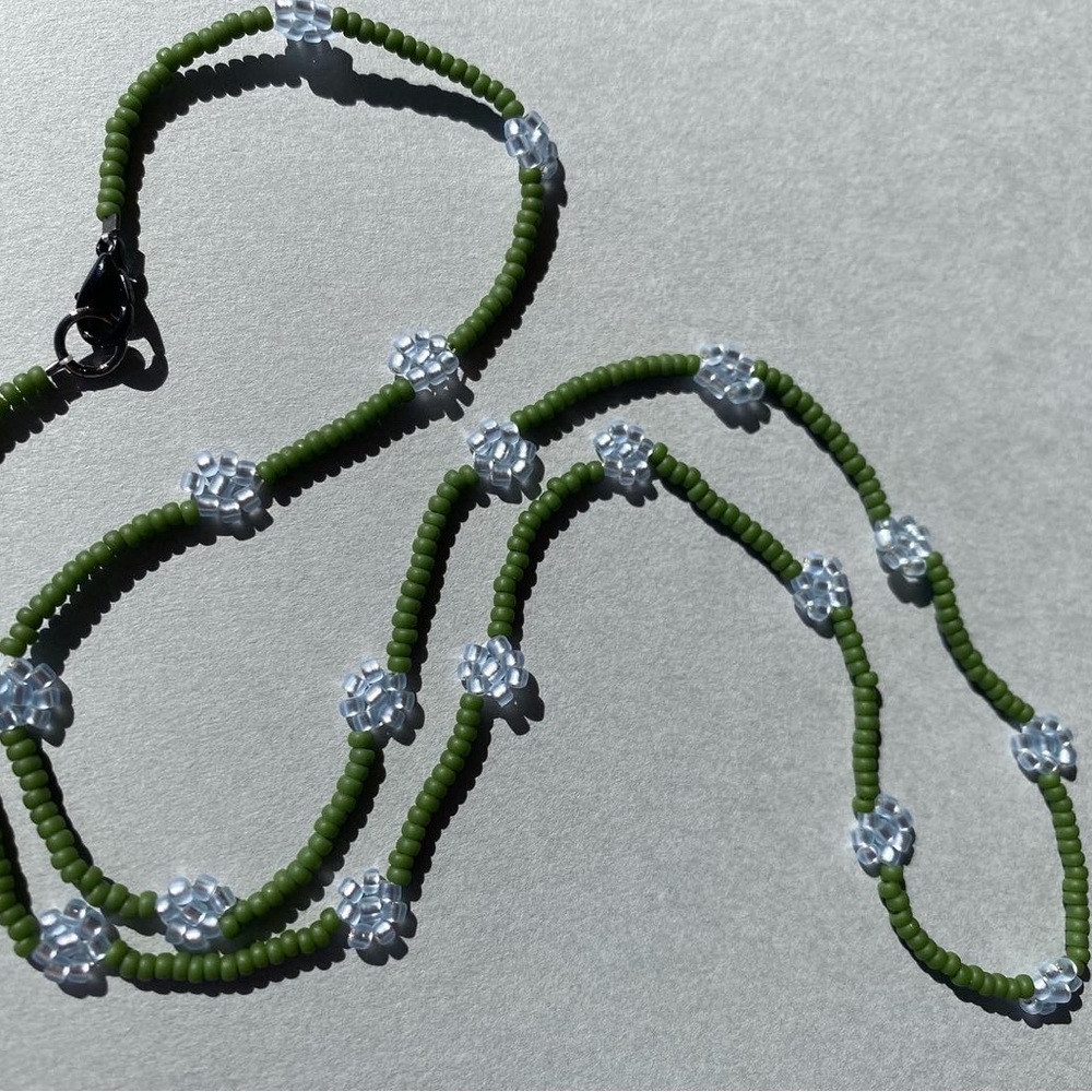 Classic Daisy Chain